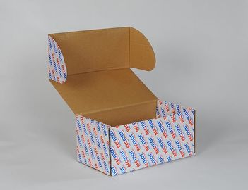 Einfaches Kraftpapier-Verpackenkasten-Lech farbige gewölbte Postsendungs-Kästen