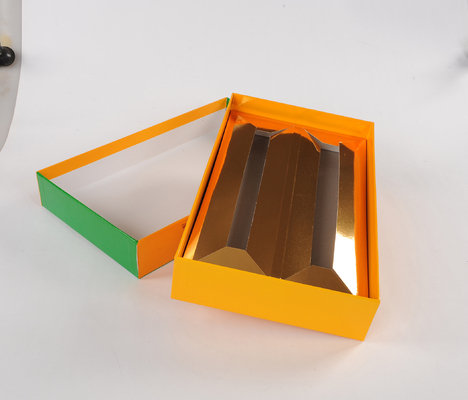 Anpassungsfähige, umweltfreundliche Weihnachtskarton Geschenkboxen Einfaches Design Arton Verpackung Anpassung Farbe